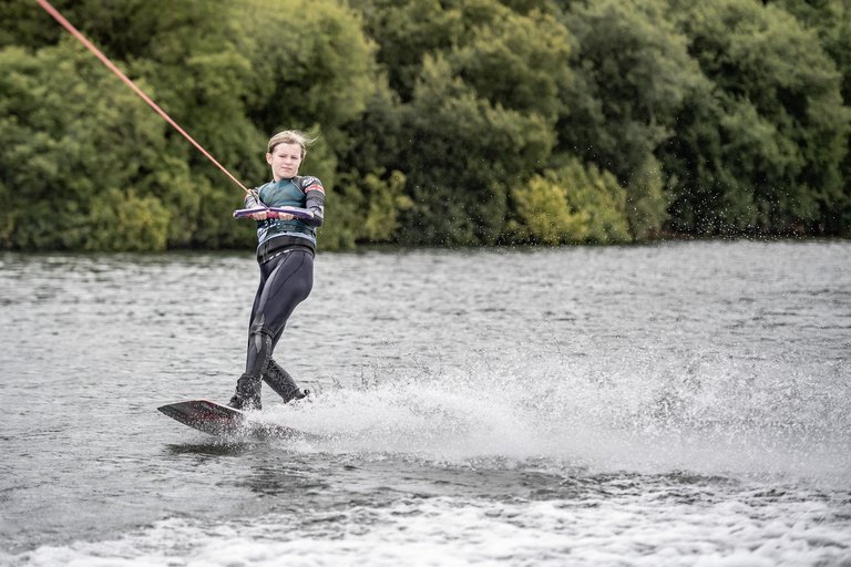 Holly Yates at the 2022 Malibu Boats UK Wakeboard And Wakesurf Nationals - Photo Mantis Pro Media